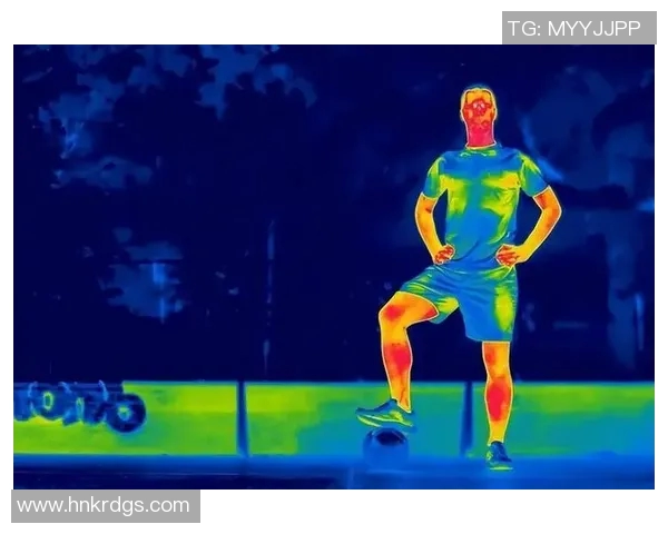 足球明星专用止汗喷雾助力运动表现让你在赛场上保持清爽自信